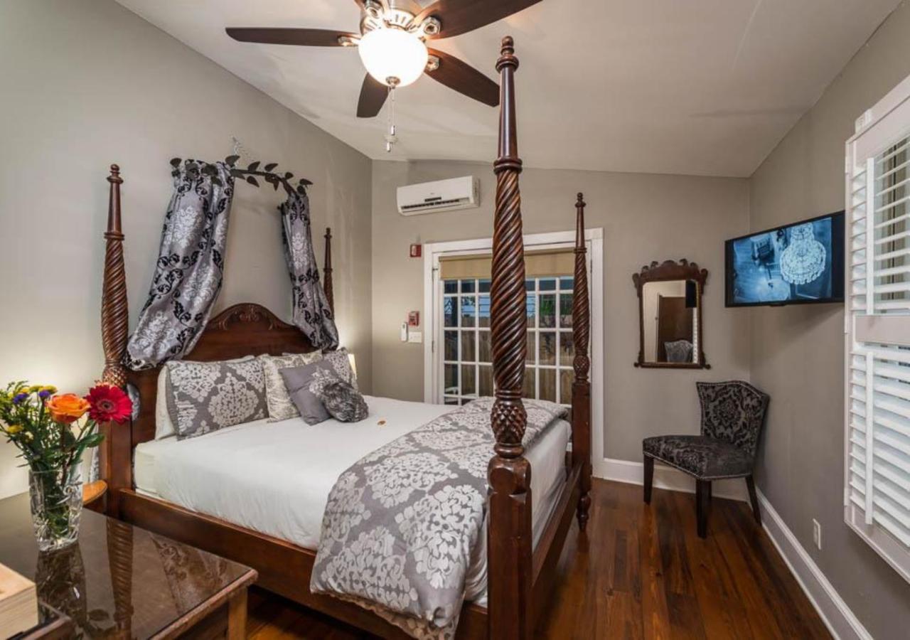 Carriage Way Inn Bed & Breakfast Adults Only - 21 Years Old And Up Сейнт-Огастін Екстер'єр фото