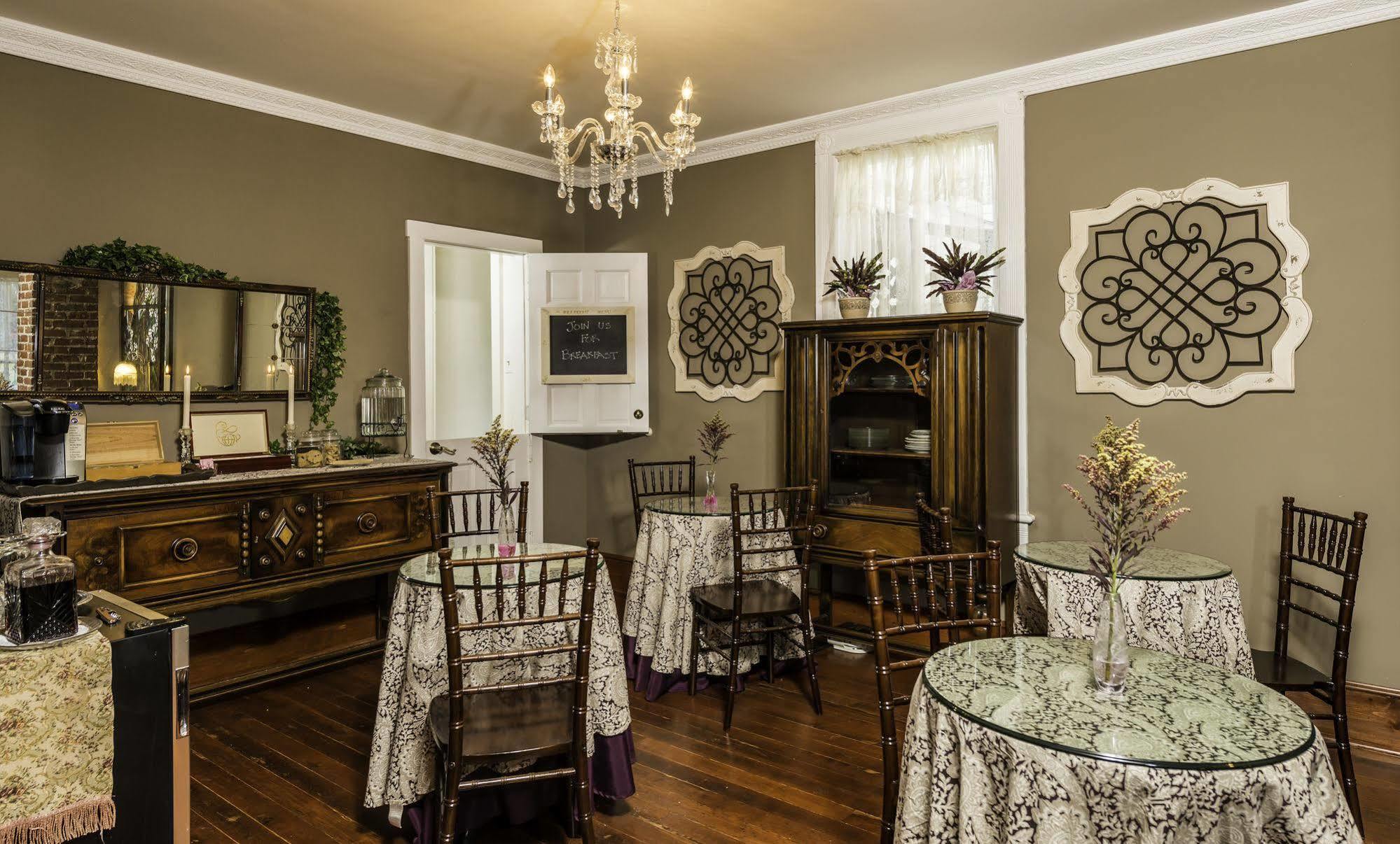 Carriage Way Inn Bed & Breakfast Adults Only - 21 Years Old And Up Сейнт-Огастін Екстер'єр фото